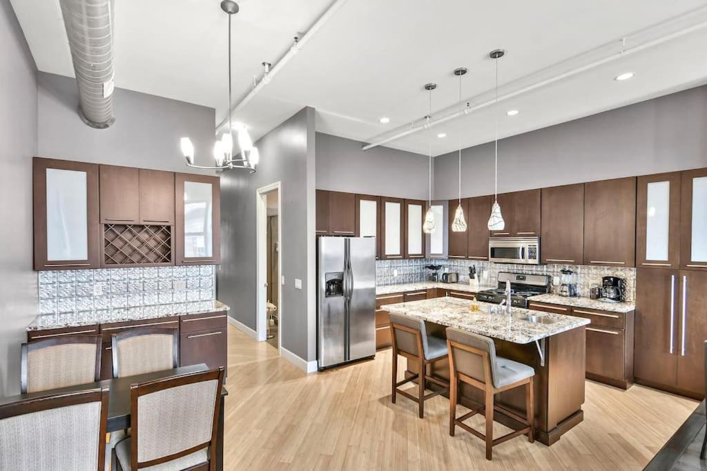 Lovely 2-Bedroom Unit In Springfriend Спрингфийлд Екстериор снимка